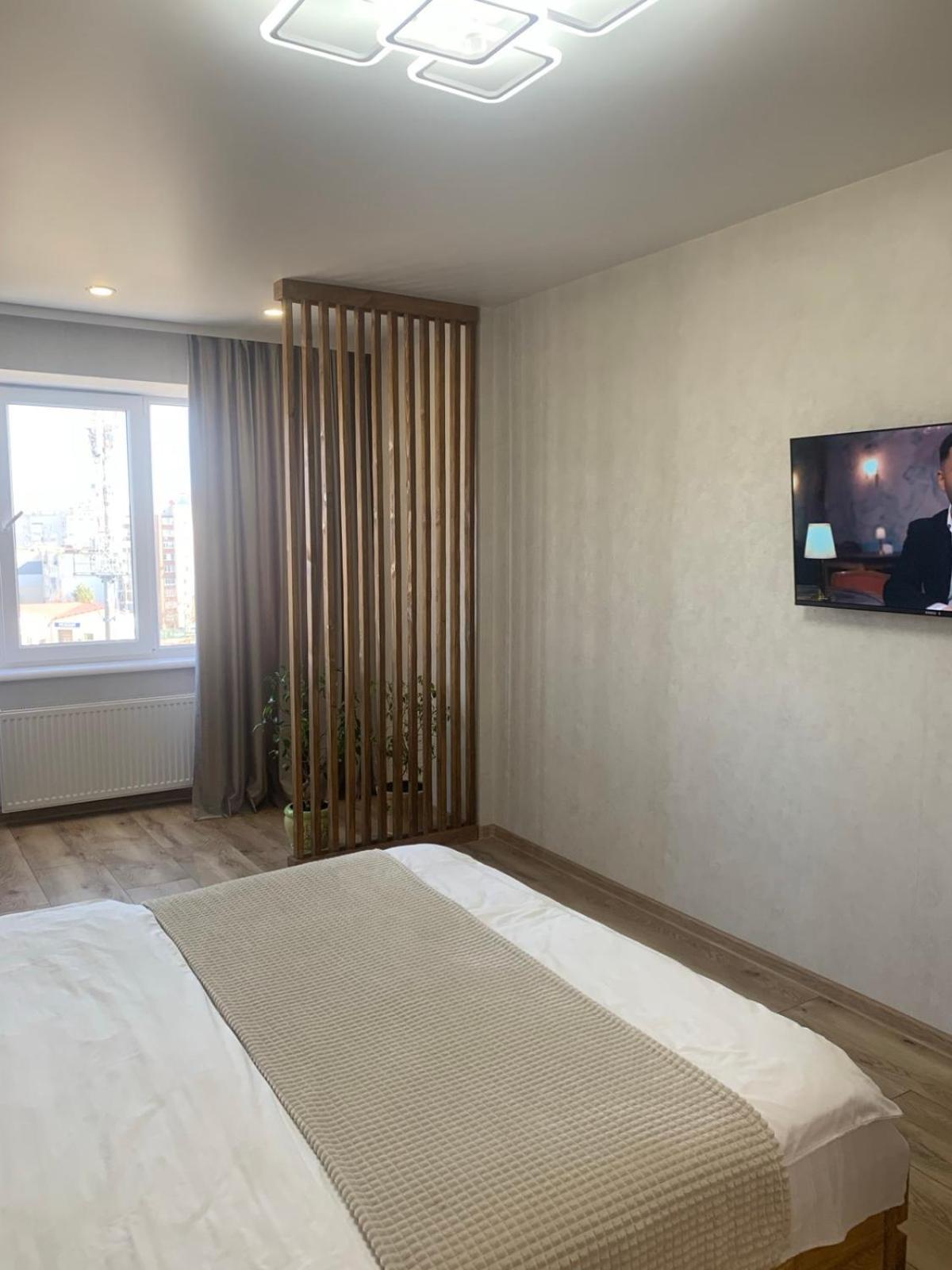 Dream Town Apartaments Біля Залізничного Вокзалу Lutsʼk Exterior foto