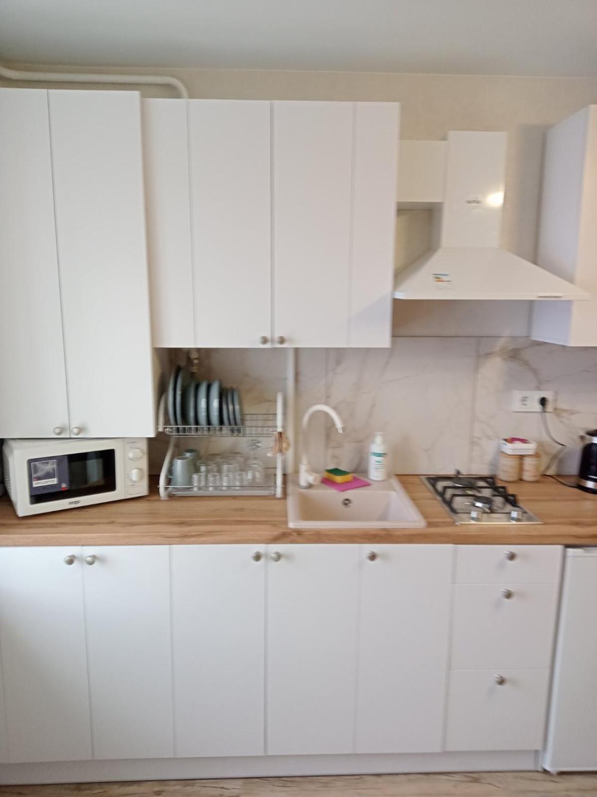 Dream Town Apartaments Біля Залізничного Вокзалу Lutsʼk Quarto foto